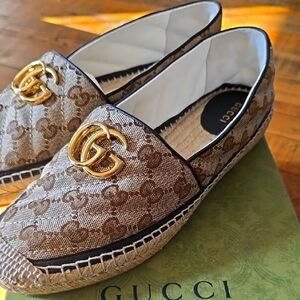 Gucci Women's Brown Espadrille Loafers US size 7.5 EU size 38.5 NEW
